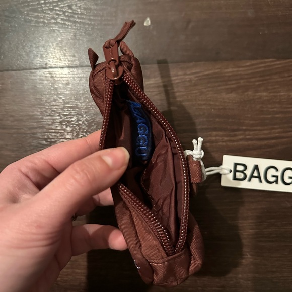 NEW Baggu Horse Charm Nylon Bag Keychain Pony Holder Mahogany - Picture 4 of 5